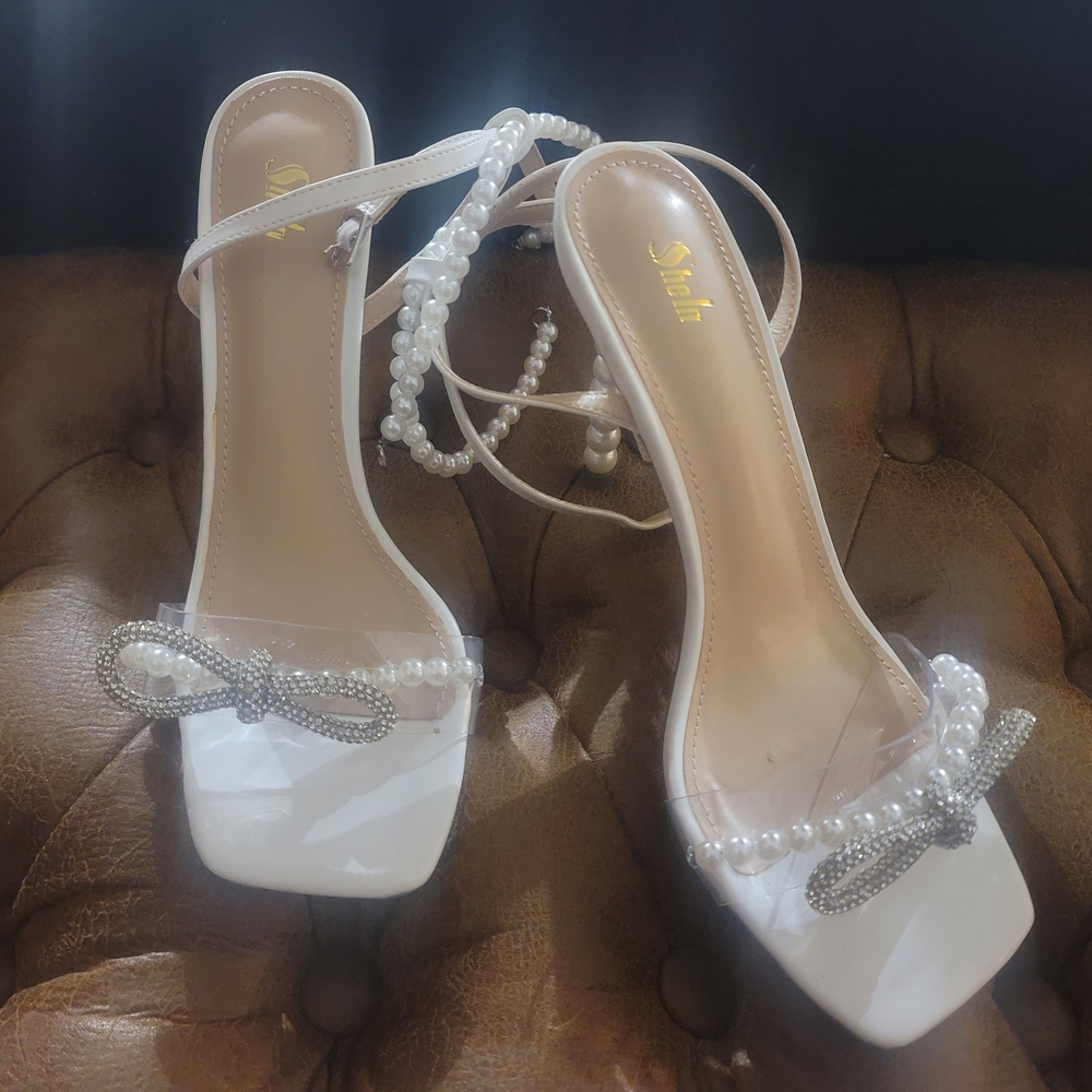 SHEIN White Pearl Bow Heels